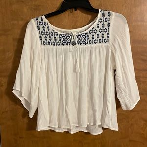 T-shirt sweater